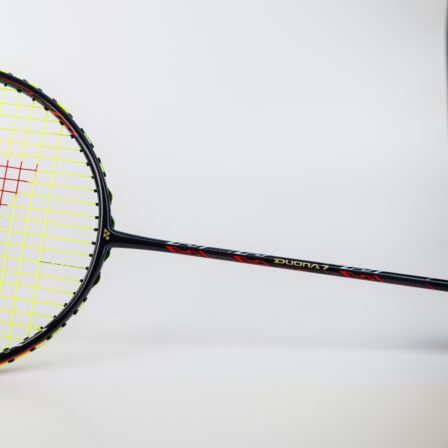 Yonex-Duora-7-Badminton-ketcher-1-p